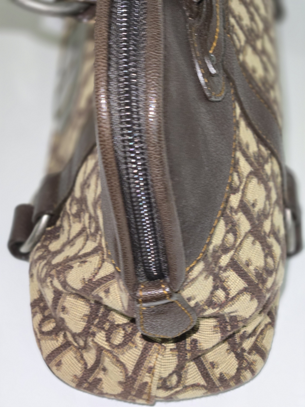 Dior Brown Monogram Tote Bag - Picture 12 of 16